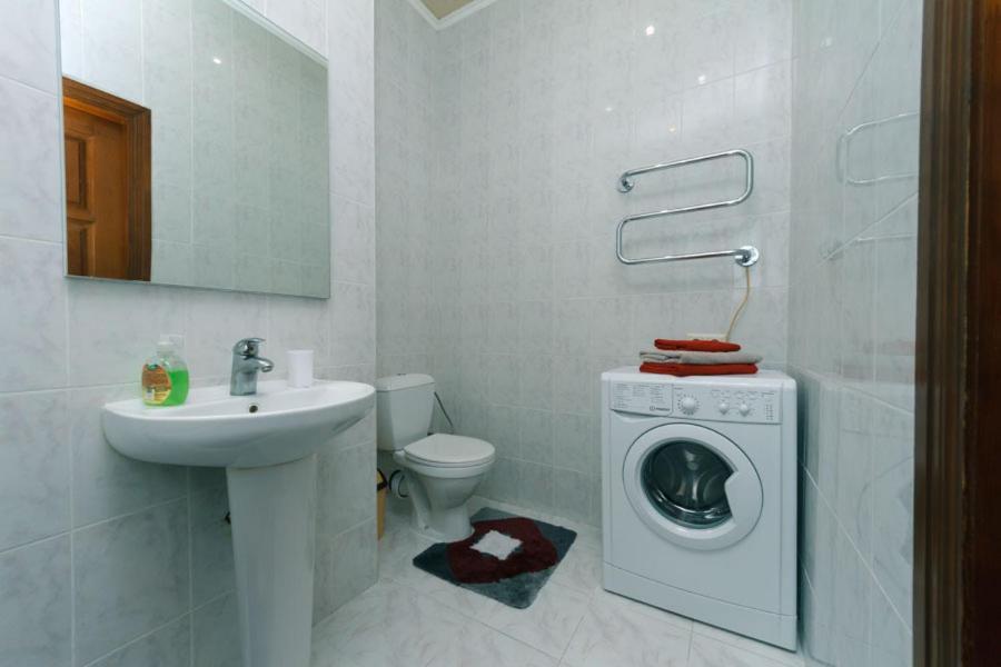 Flat Kyiv Exterior foto